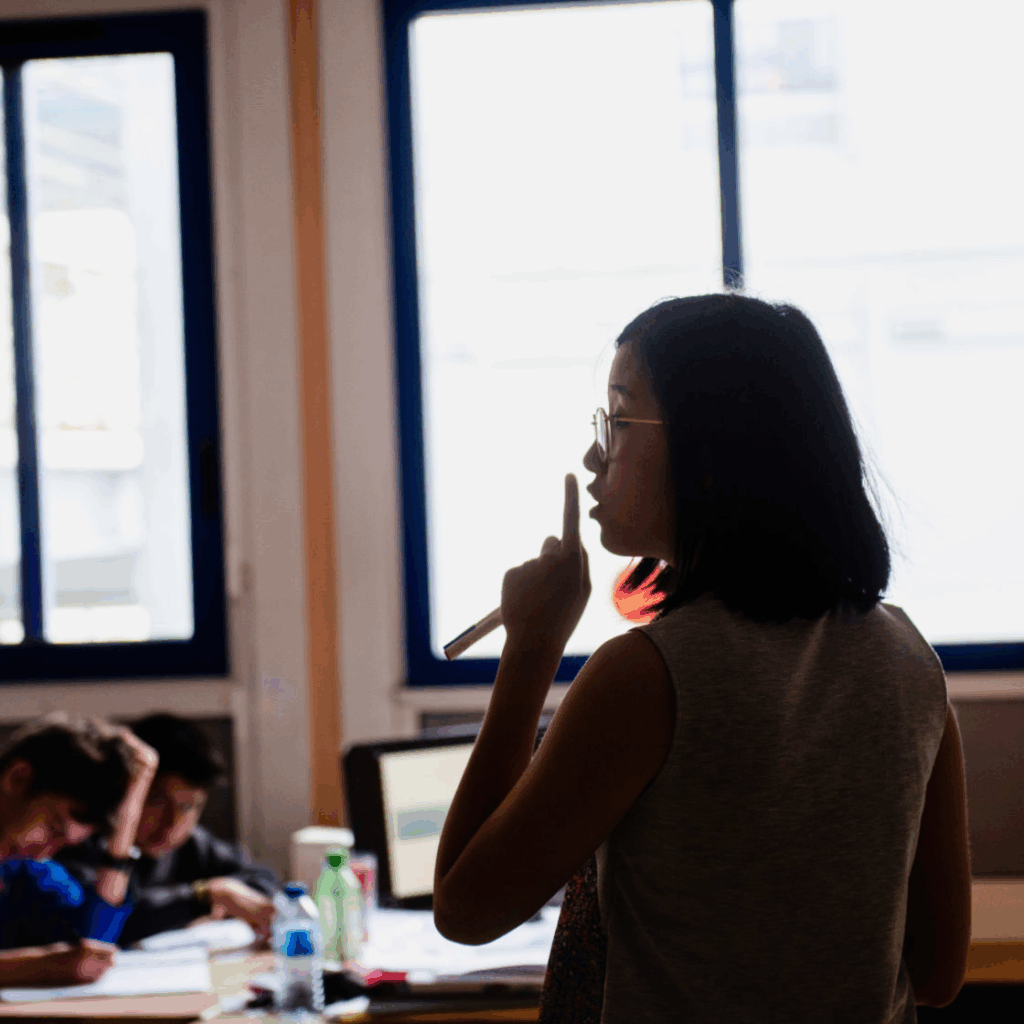 3 conseils aux enseignants débutants sur la gestion de classe et la gestion du bruit 2 3 conseils aux enseignants débutants sur la gestion de classe et la gestion du bruit. - Le Choix de L'école
